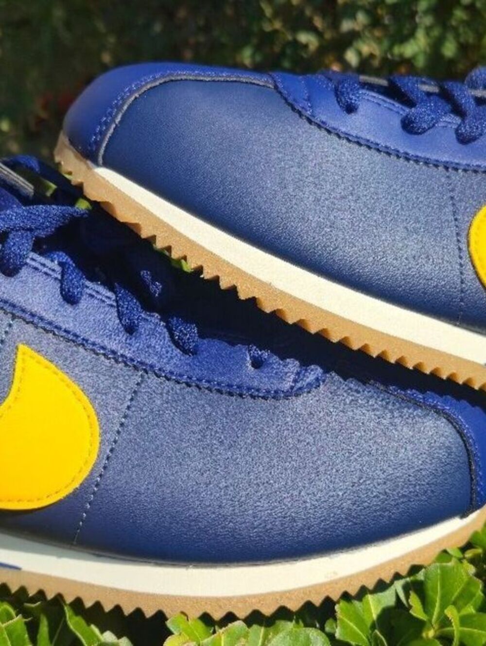 Nike Classic Cortez Sneakers Navy Blue Yellow Michigan Wolverines 7Y New No Box